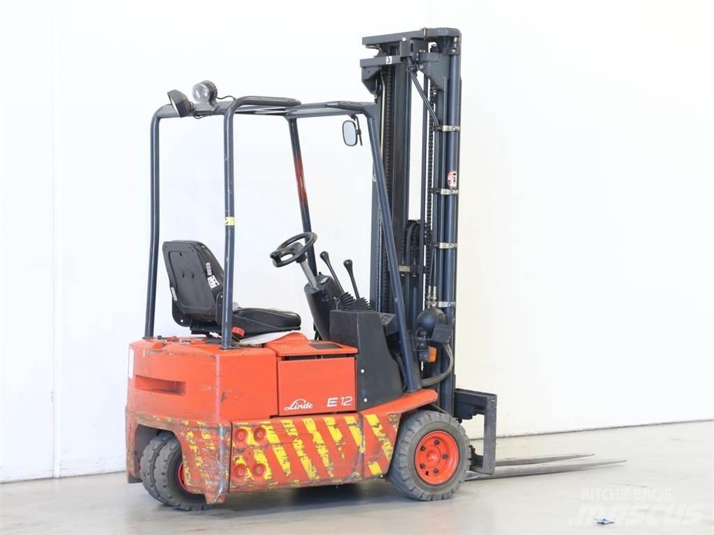 Linde E12/324 شاحنات ذات رافعات شوكية تعمل بالكهرباء