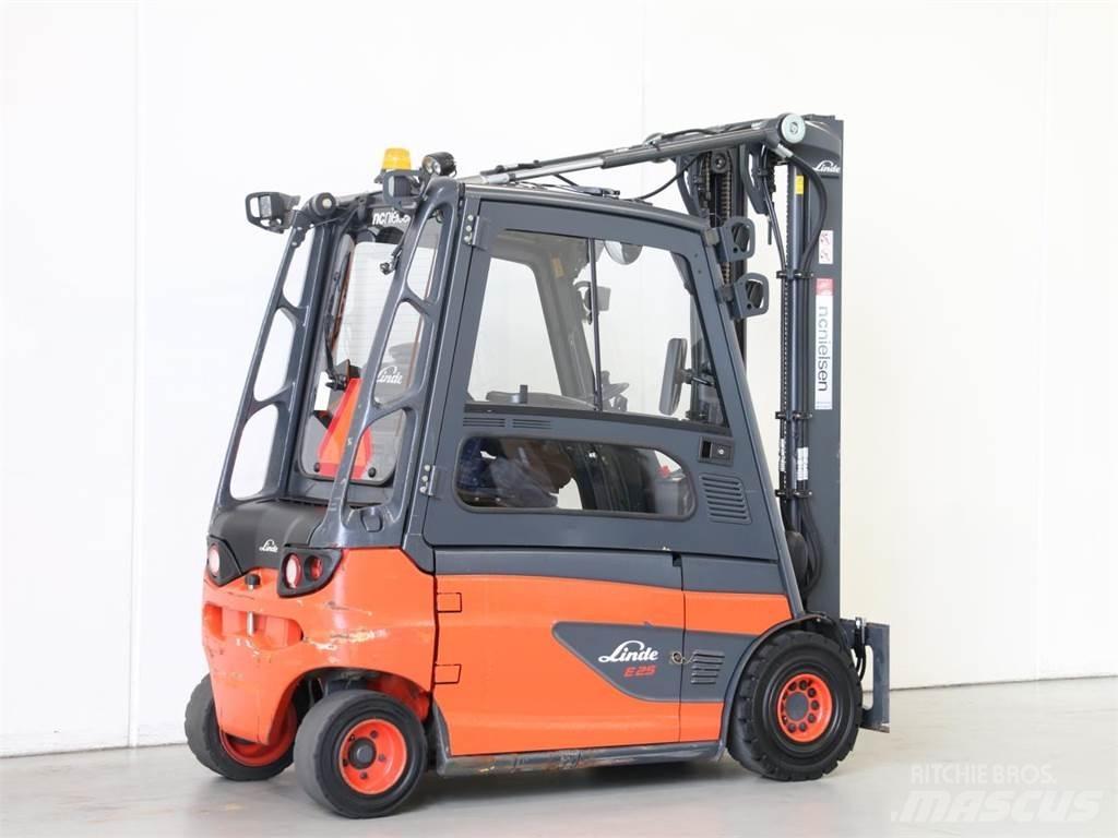Linde E25L/387 شاحنات ذات رافعات شوكية تعمل بالكهرباء