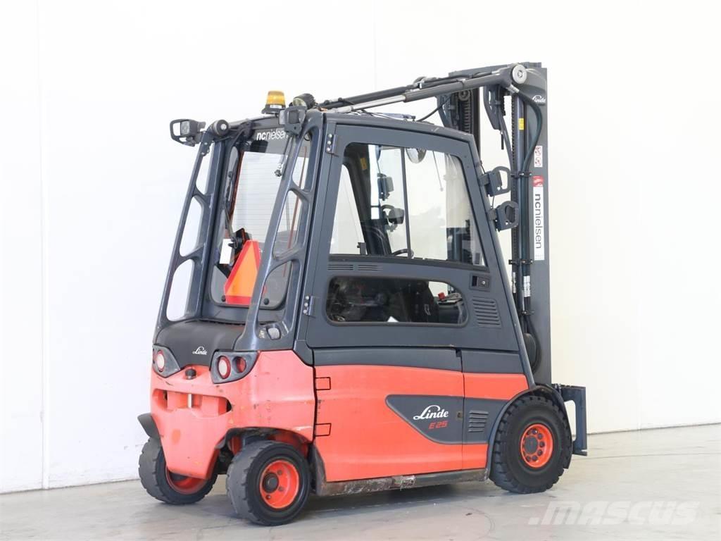 Linde E25L/387 شاحنات ذات رافعات شوكية تعمل بالكهرباء