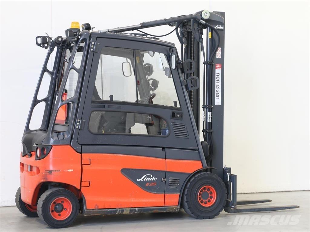 Linde E25L/387 شاحنات ذات رافعات شوكية تعمل بالكهرباء