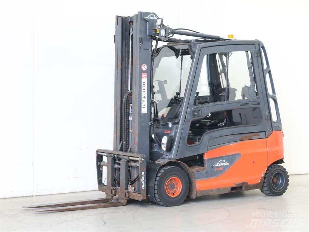 Linde E25L/387 شاحنات ذات رافعات شوكية تعمل بالكهرباء