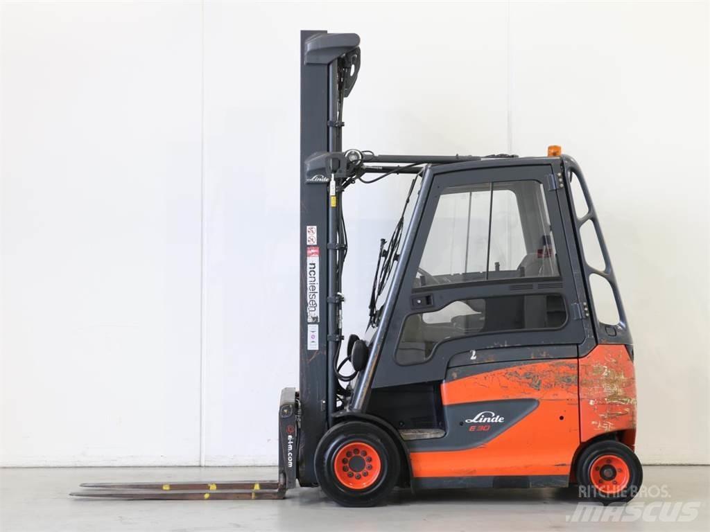 Linde E30/600H/387 شاحنات ذات رافعات شوكية تعمل بالكهرباء