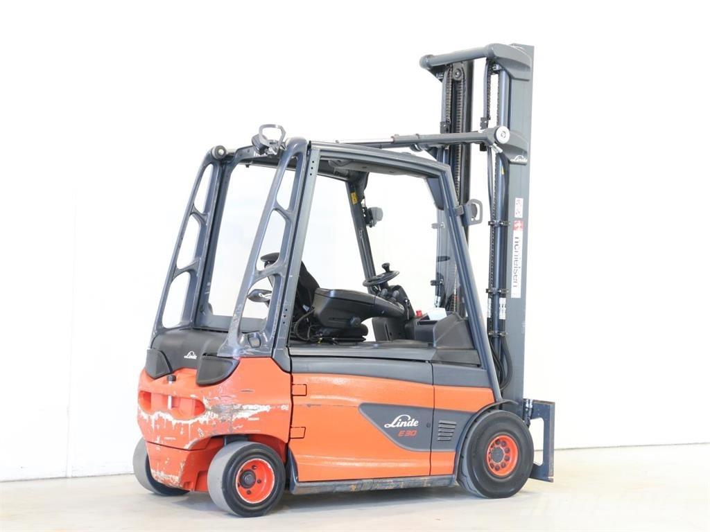 Linde E30L/387 شاحنات ذات رافعات شوكية تعمل بالكهرباء