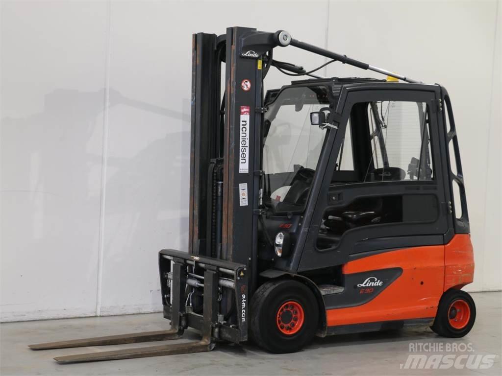 Linde E30L/387 شاحنات ذات رافعات شوكية تعمل بالكهرباء