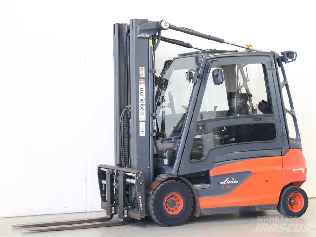 Linde E30L/387 شاحنات ذات رافعات شوكية تعمل بالكهرباء
