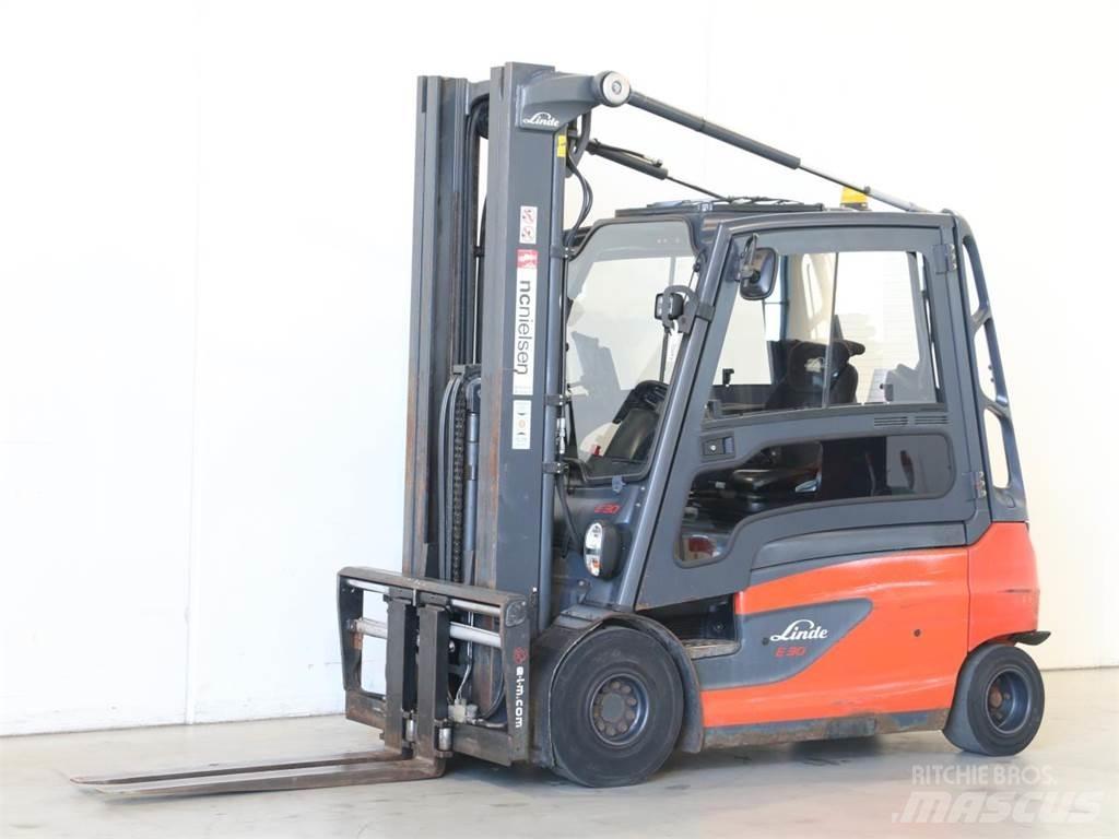 Linde E30L/387 شاحنات ذات رافعات شوكية تعمل بالكهرباء