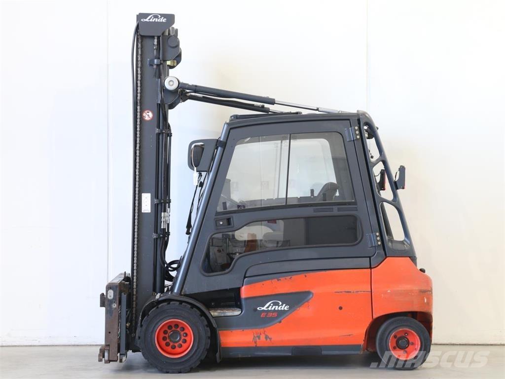 Linde E35L/387 شاحنات ذات رافعات شوكية تعمل بالكهرباء
