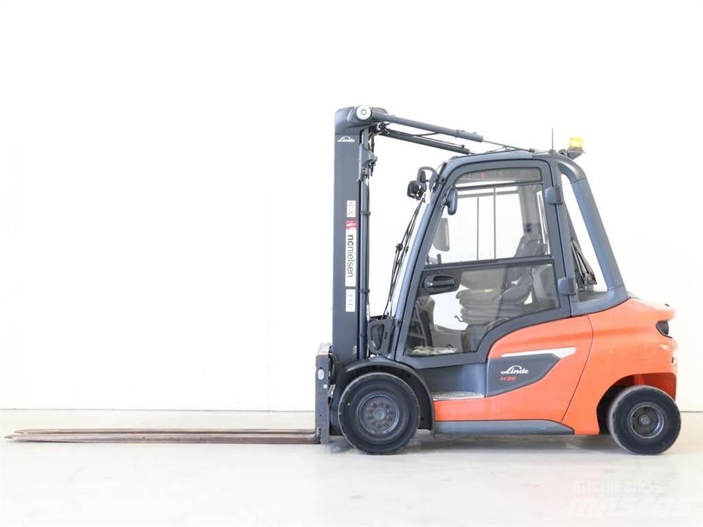 Linde H35D/1202-01 شاحنات الديزل