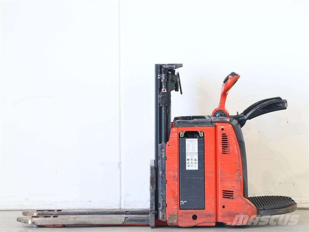 Linde L12LAP/133 معدات التكديس الجوالة