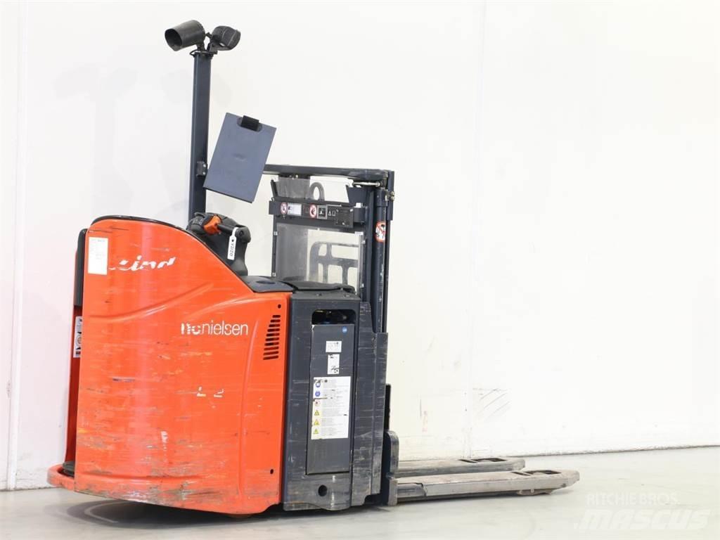 Linde L12LSP/133 معدات التكديس الجوالة