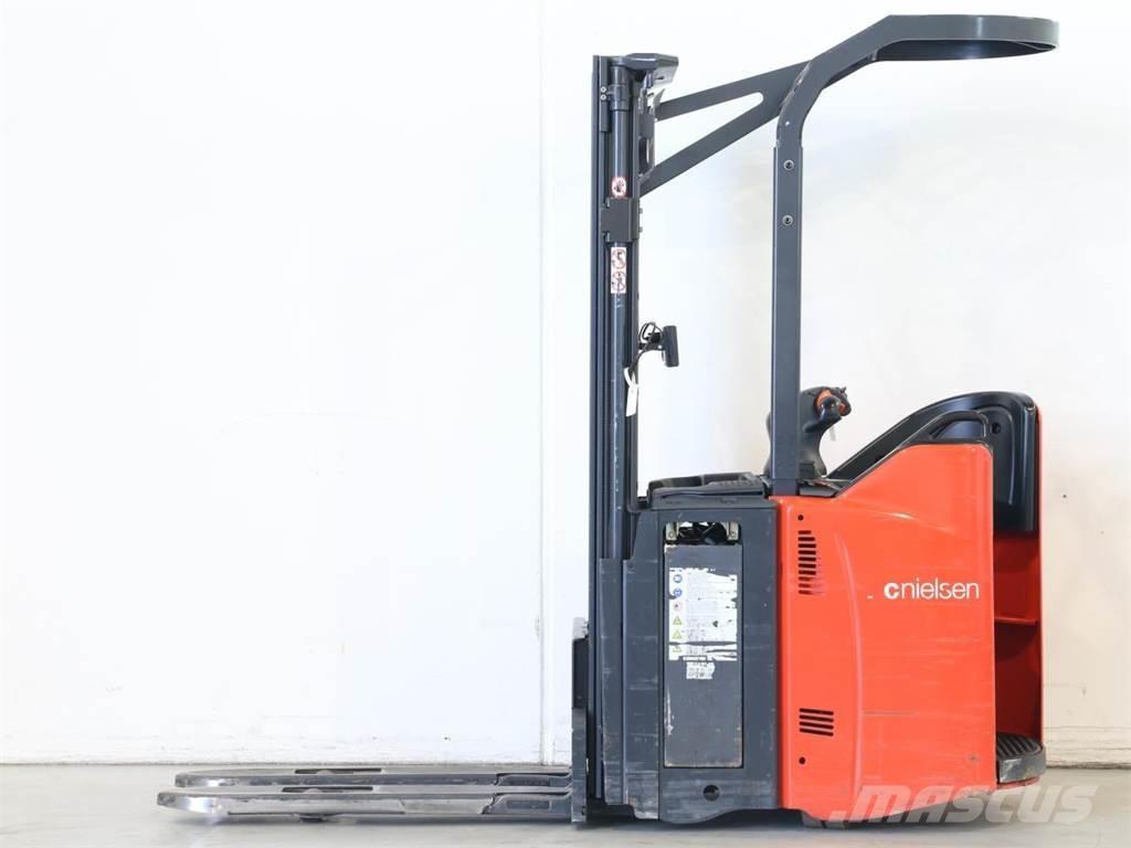 Linde L12SP/133-07 معدات التكديس الجوالة