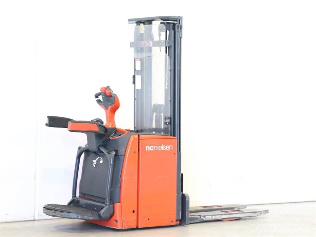 Linde L14AP/1173 معدات التكديس الجوالة