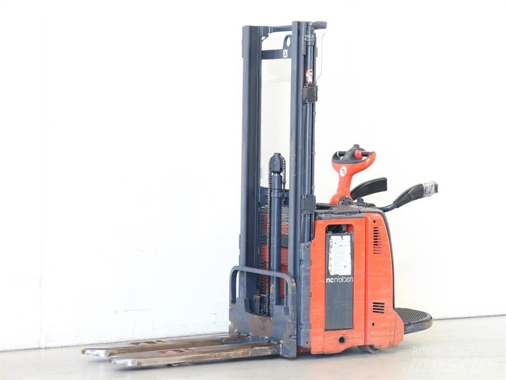 Linde L14AP/133 معدات التكديس الجوالة