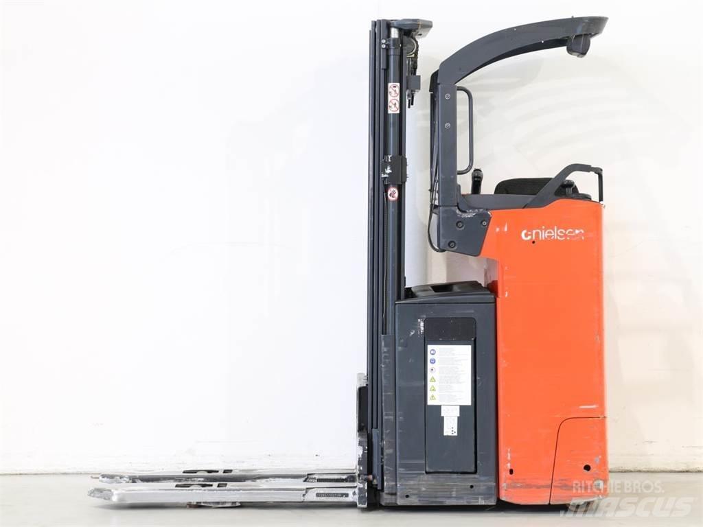 Linde L14R/1174-00 معدات التكديس الجوالة