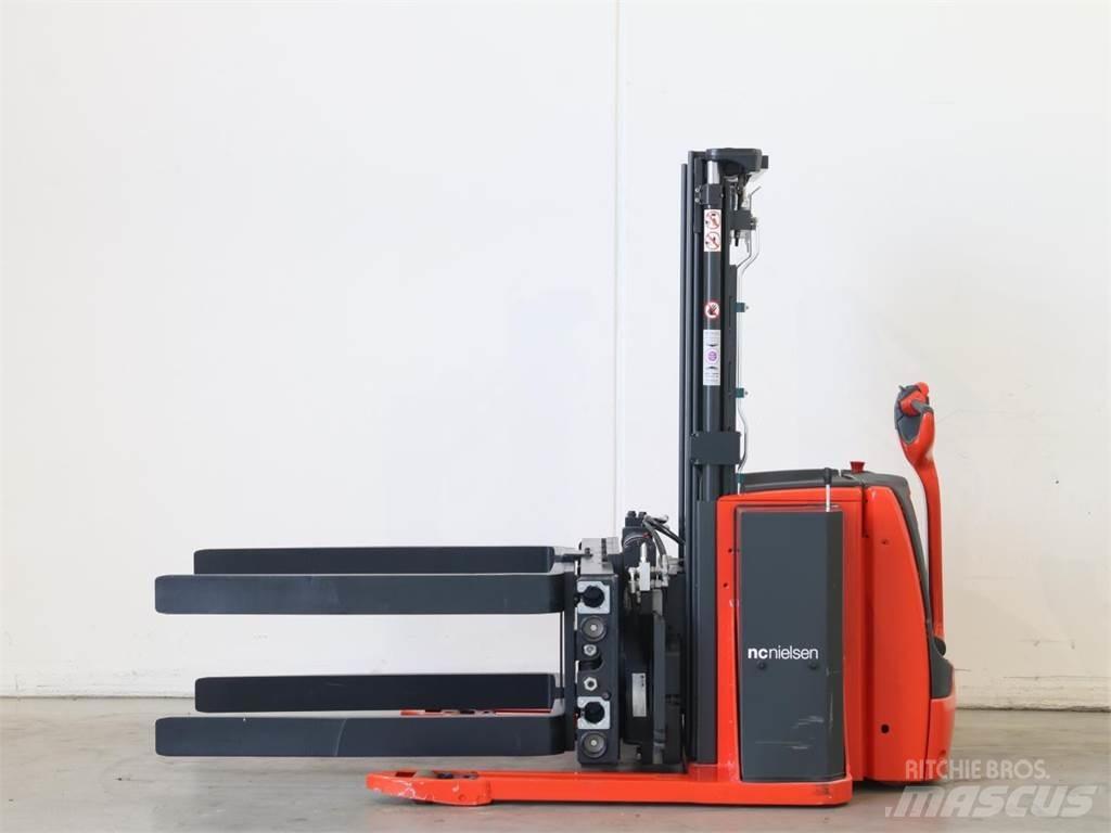 Linde L20/1173-01 معدات التكديس الجوالة