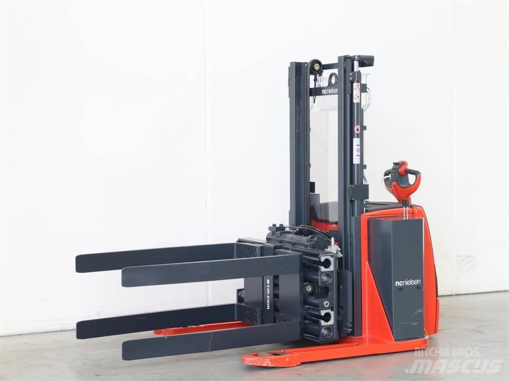 Linde L20/1173-01 معدات التكديس الجوالة