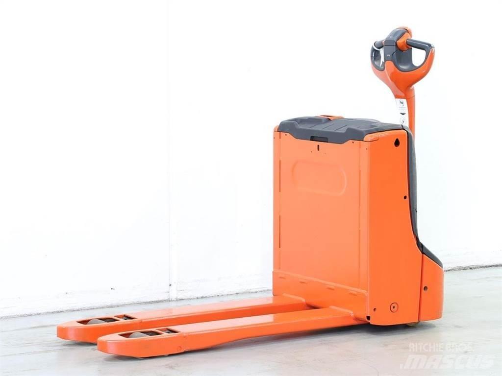 Linde T16/1152 معدات التكديس الجوالة