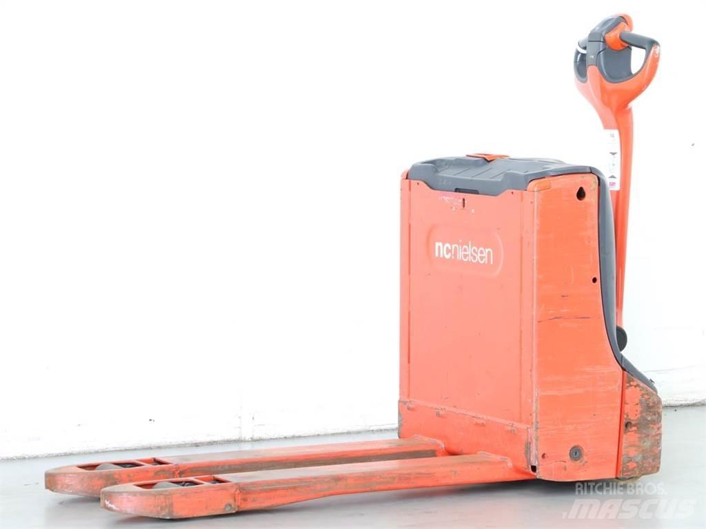 Linde T16/1152 معدات التكديس الجوالة