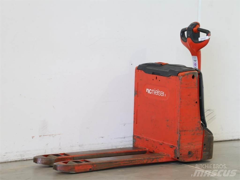 Linde T16/1152 معدات التكديس الجوالة