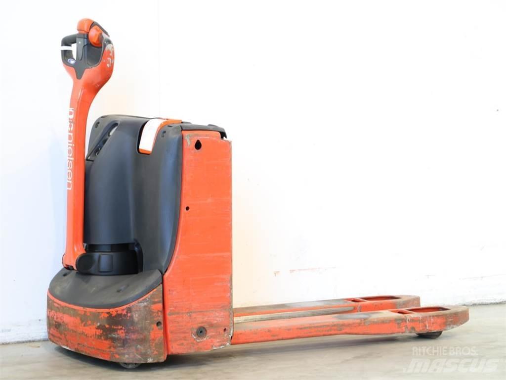 Linde T16/1152 معدات التكديس الجوالة