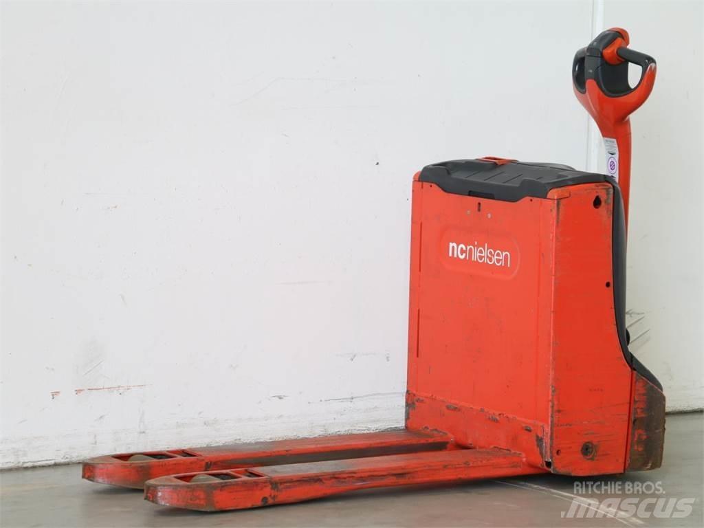 Linde T16/1152 معدات التكديس الجوالة