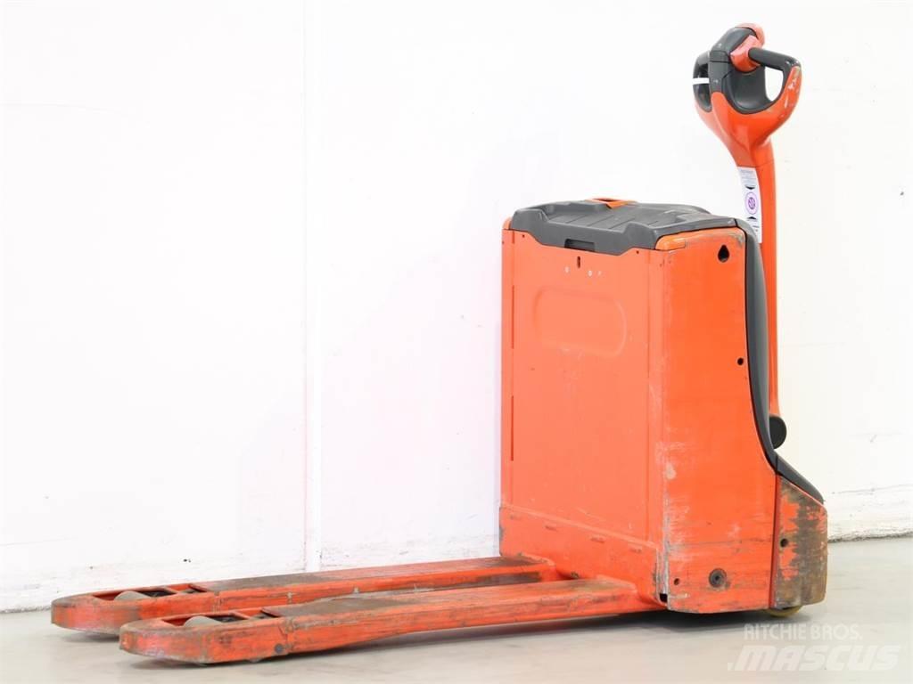 Linde T16/1152 معدات التكديس الجوالة