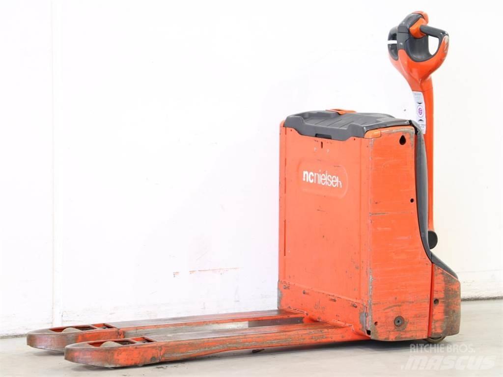 Linde T16/1152 معدات التكديس الجوالة