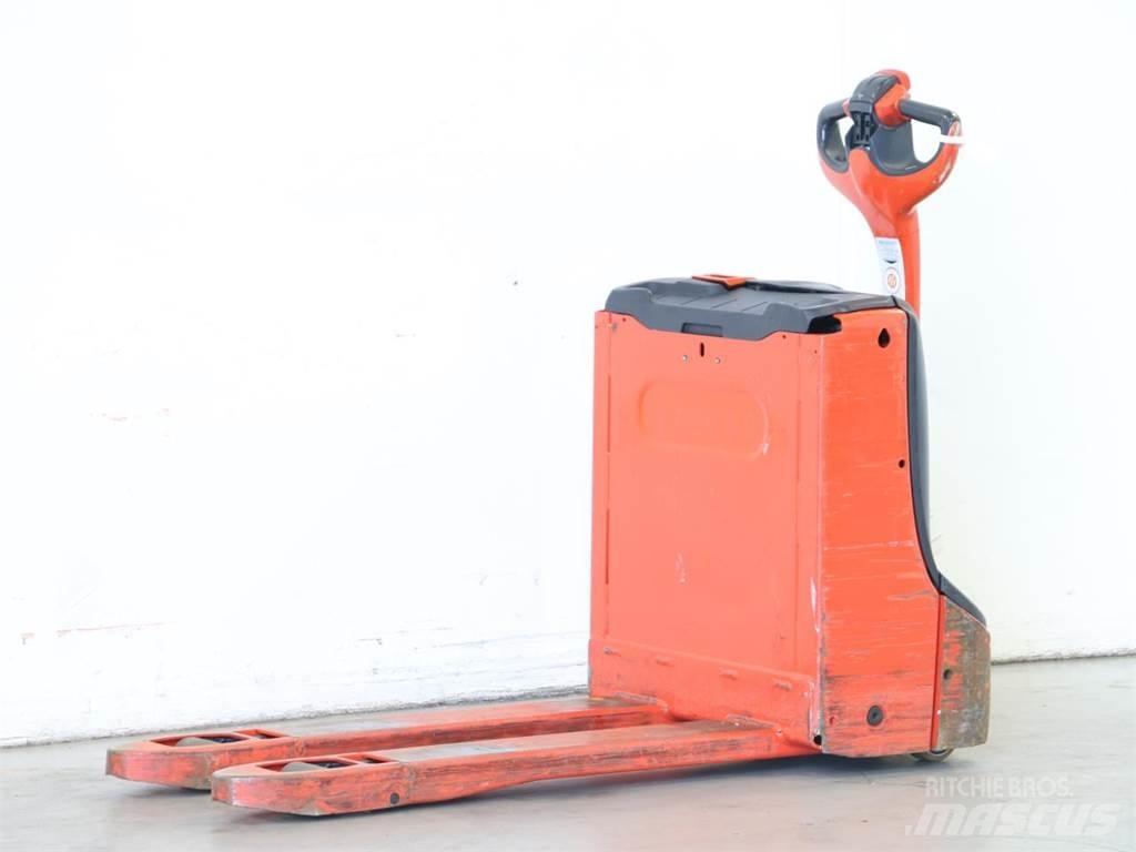 Linde T16/1152 معدات التكديس الجوالة