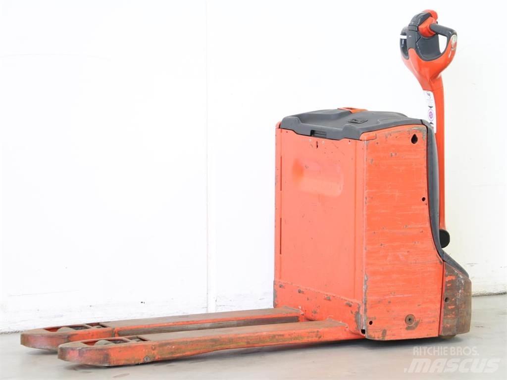 Linde T16/1152 معدات التكديس الجوالة