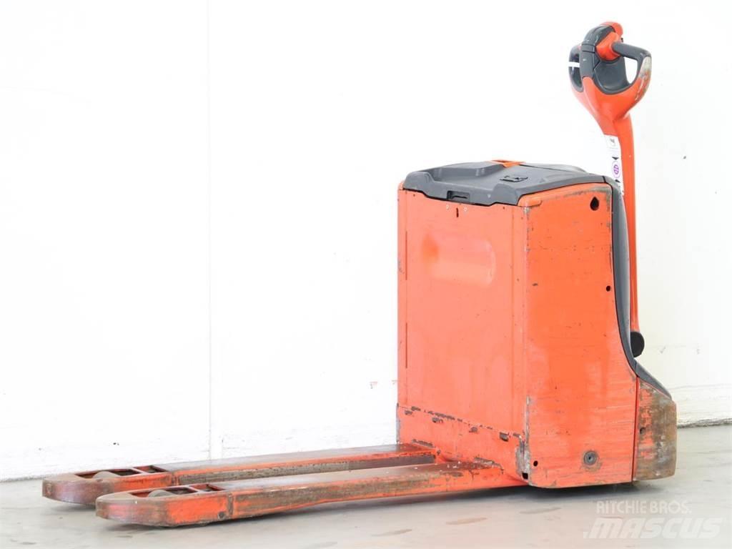 Linde T16/1152 معدات التكديس الجوالة
