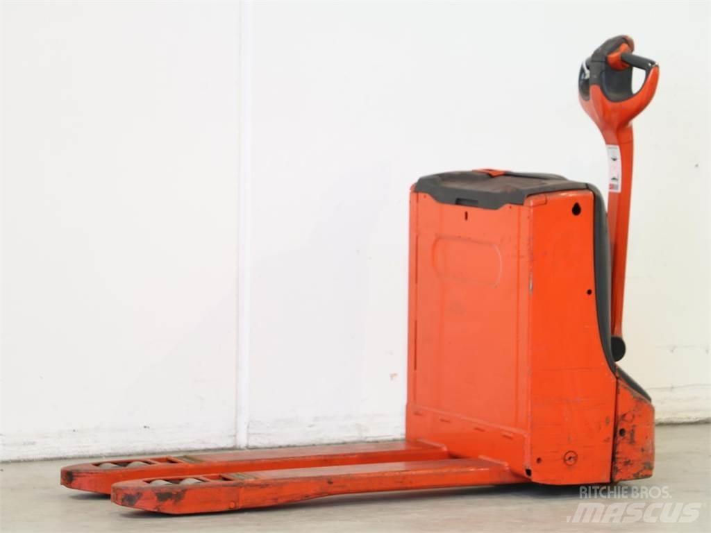 Linde T16/1152 معدات التكديس الجوالة