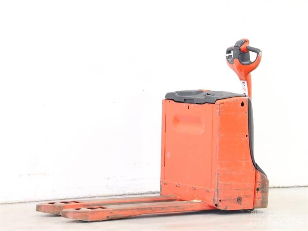 Linde T16/1152 معدات التكديس الجوالة