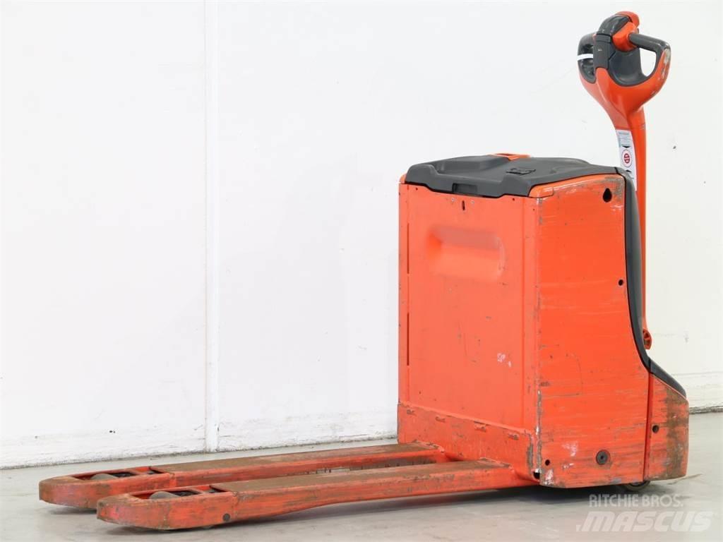 Linde T16/1152 معدات التكديس الجوالة