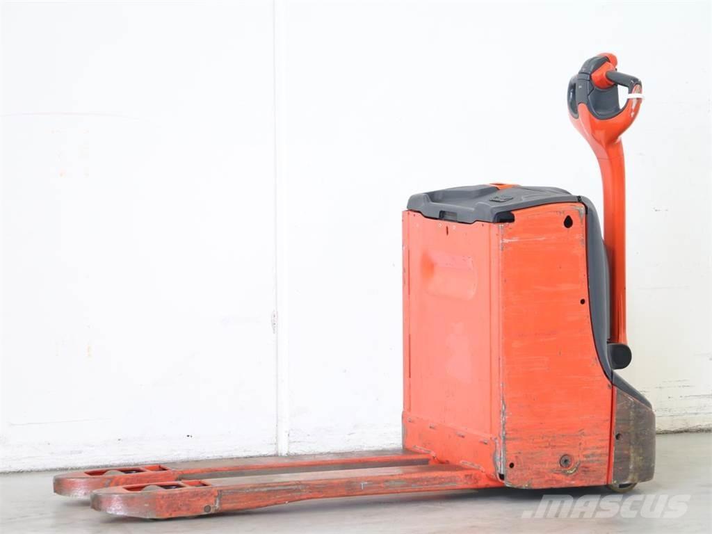 Linde T16/1152 معدات التكديس الجوالة