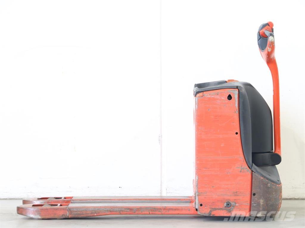 Linde T16/1152 معدات التكديس الجوالة