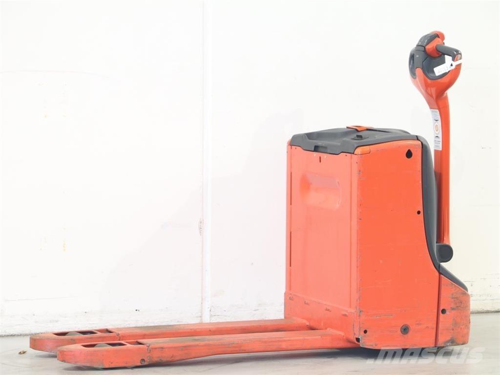 Linde T16/1152 معدات التكديس الجوالة