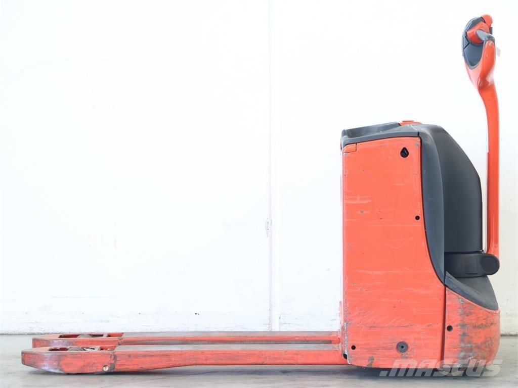 Linde T16/1152 معدات التكديس الجوالة
