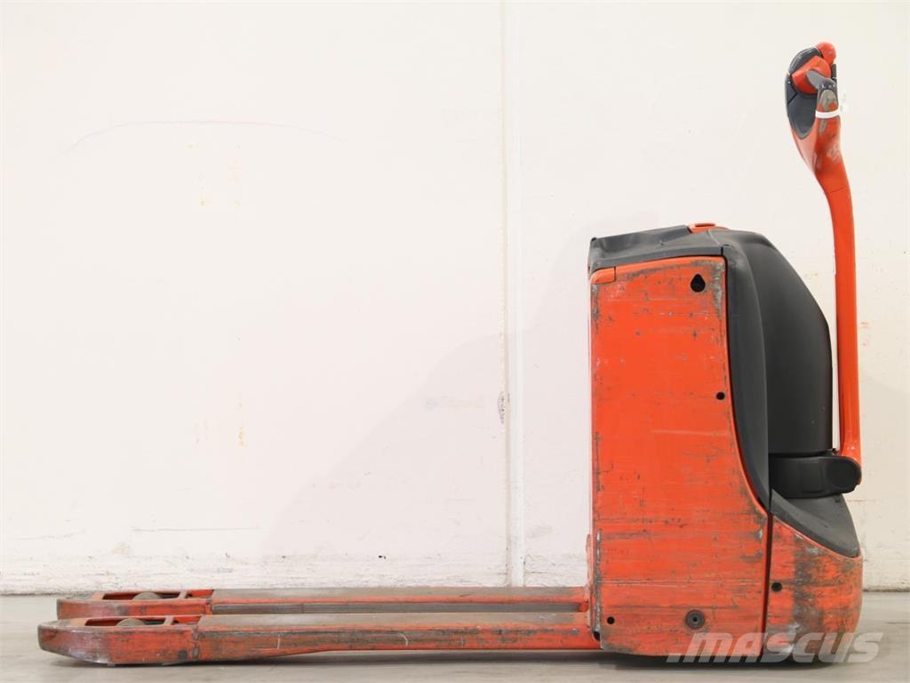 Linde T16/1152 معدات التكديس الجوالة