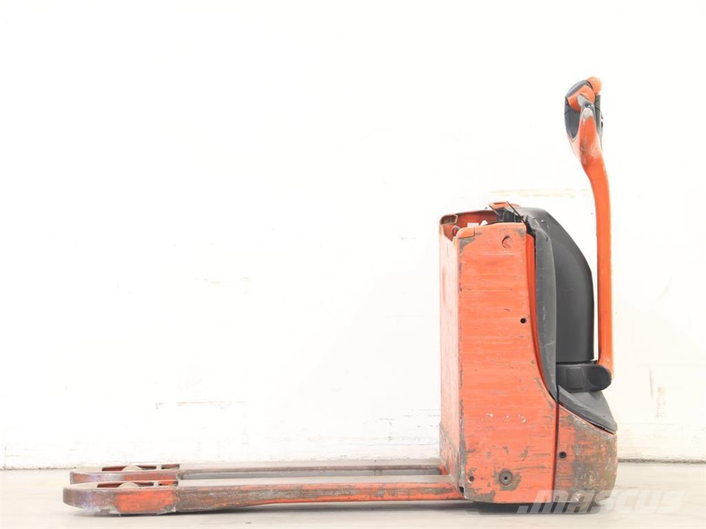 Linde T16/1152 معدات التكديس الجوالة