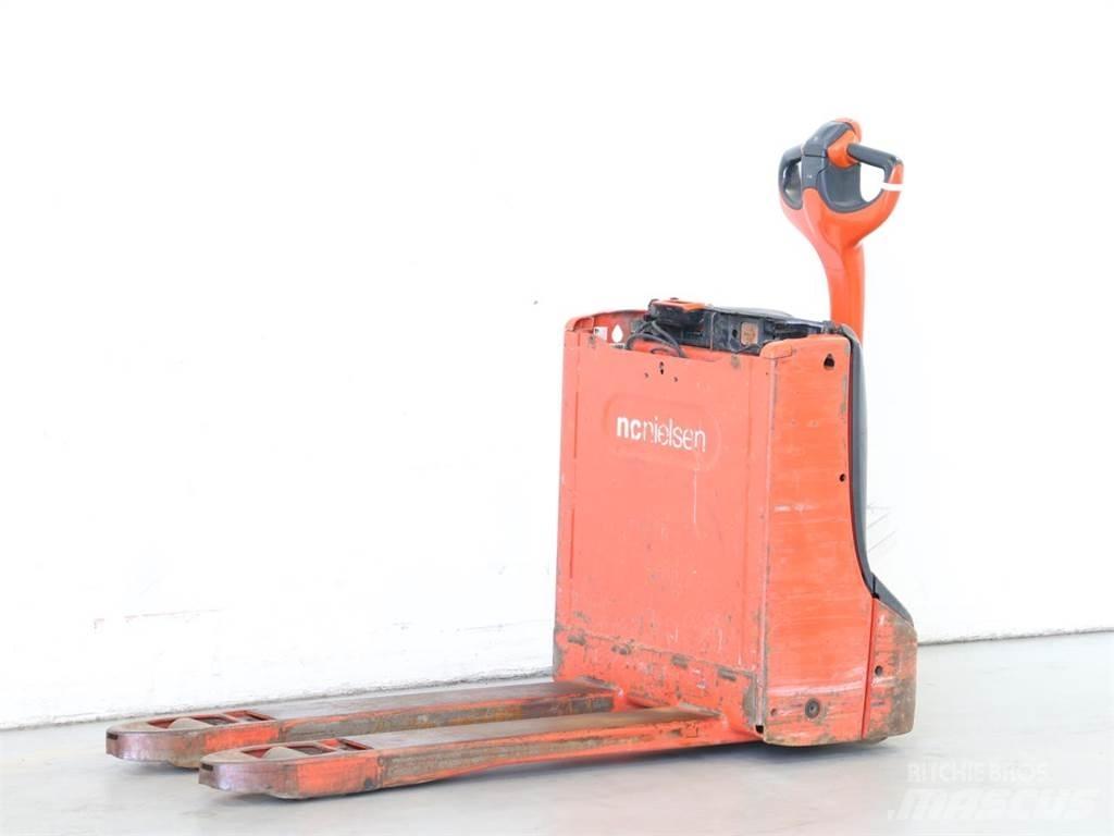 Linde T16/1152 معدات التكديس الجوالة