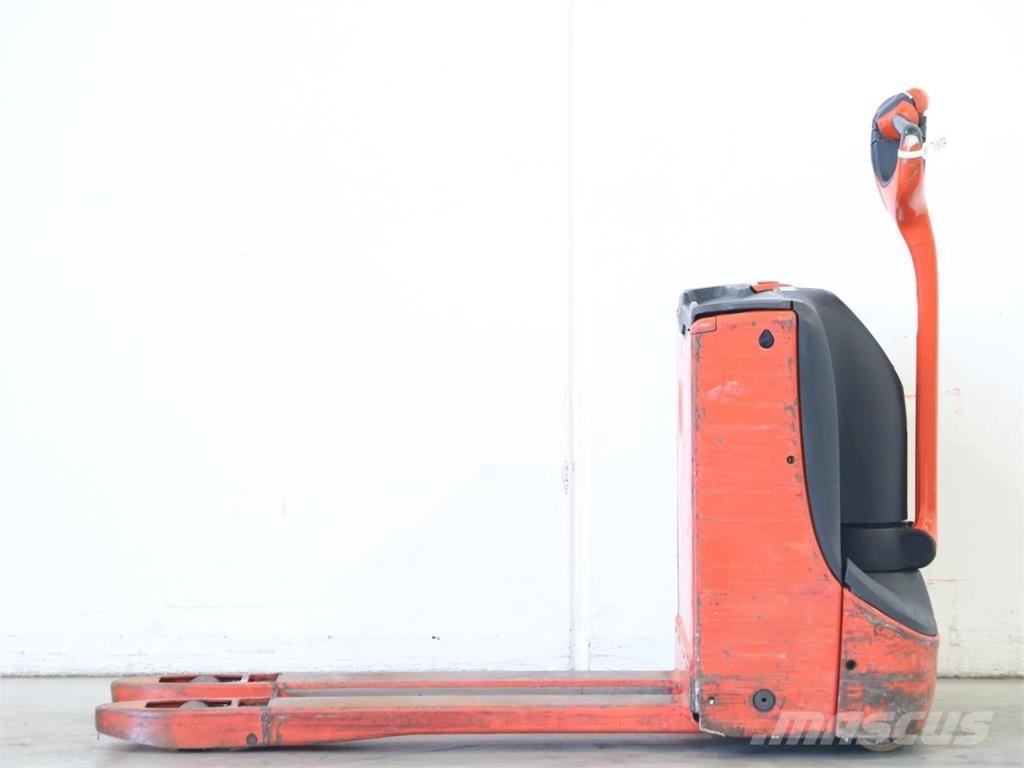 Linde T16/1152 معدات التكديس الجوالة