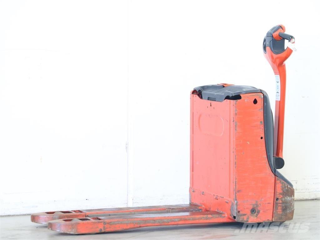 Linde T16/1152 معدات التكديس الجوالة