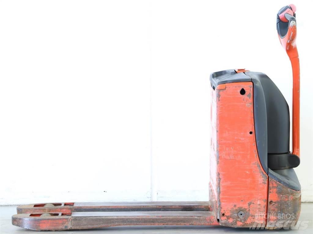 Linde T16/1152-00 معدات التكديس الجوالة
