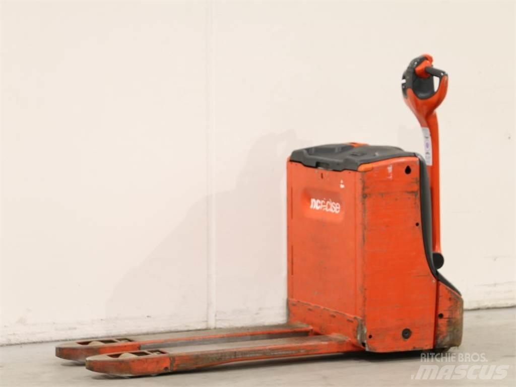 Linde T16/1152-00 معدات التكديس الجوالة