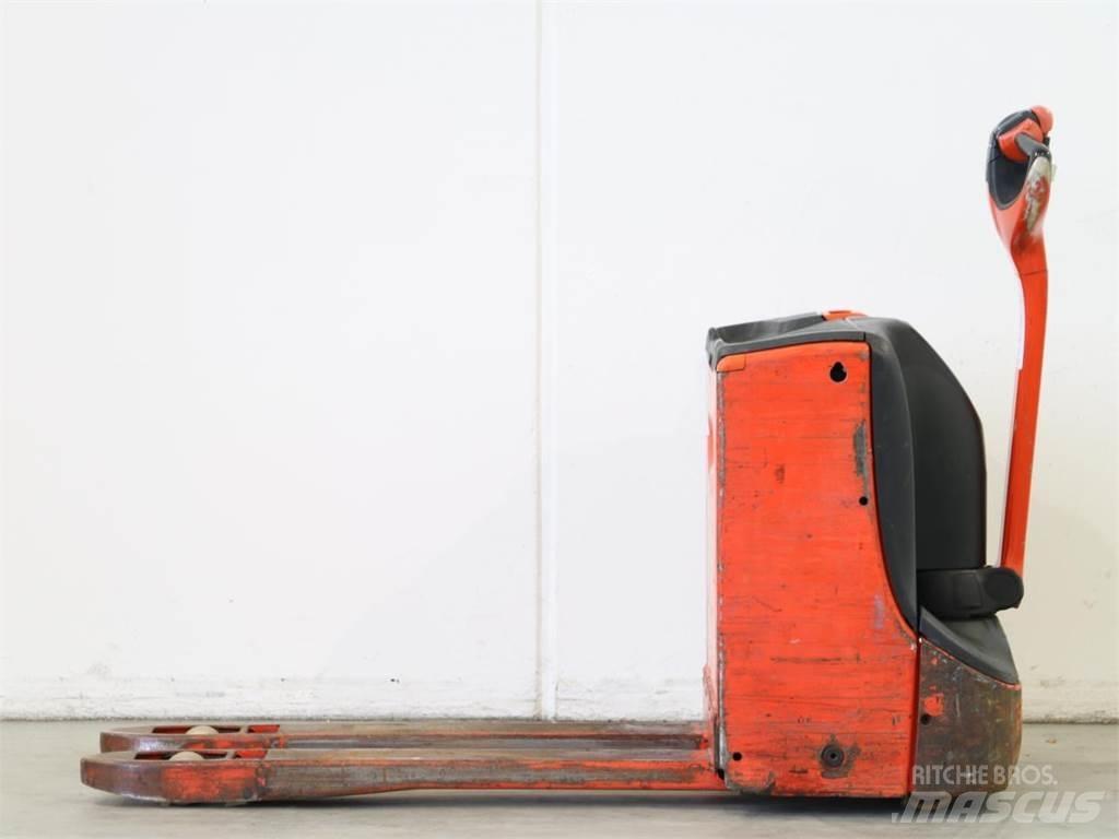 Linde T16/1152-00 معدات التكديس الجوالة