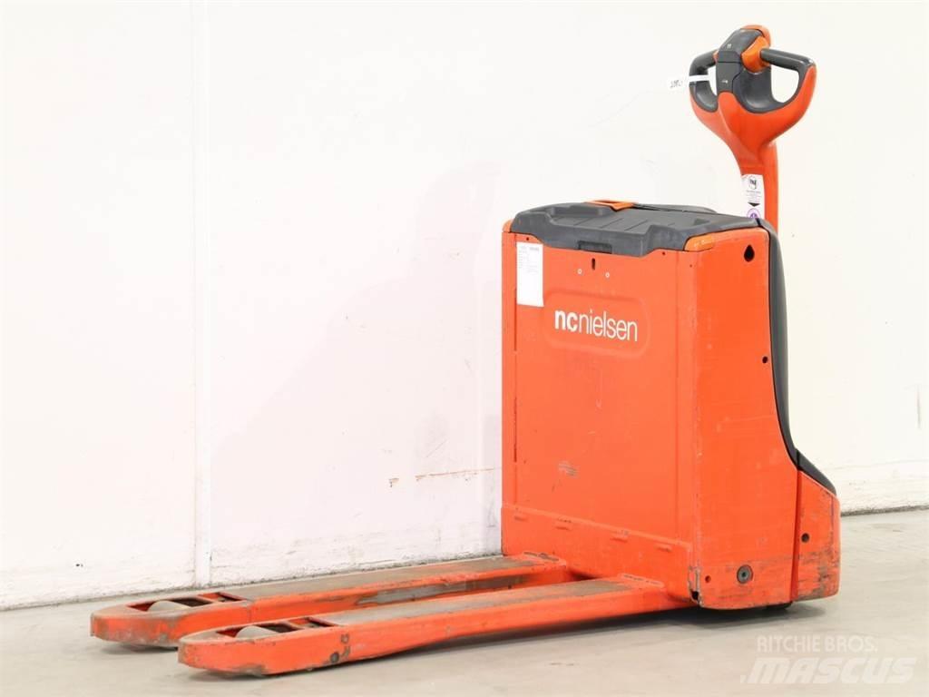 Linde T16/1152-00 معدات التكديس الجوالة