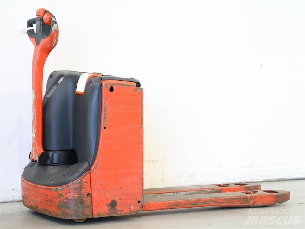 Linde T16/1152-00 معدات التكديس الجوالة