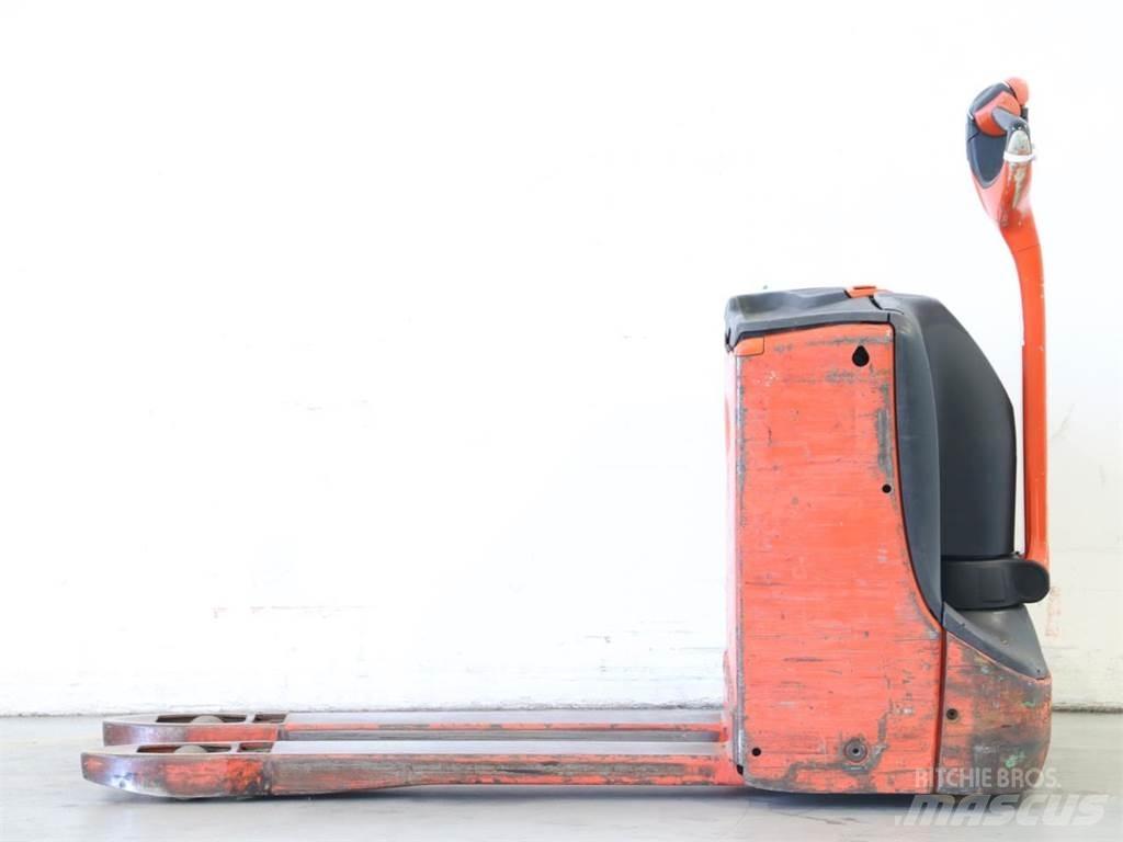 Linde T16/1152-00 معدات التكديس الجوالة
