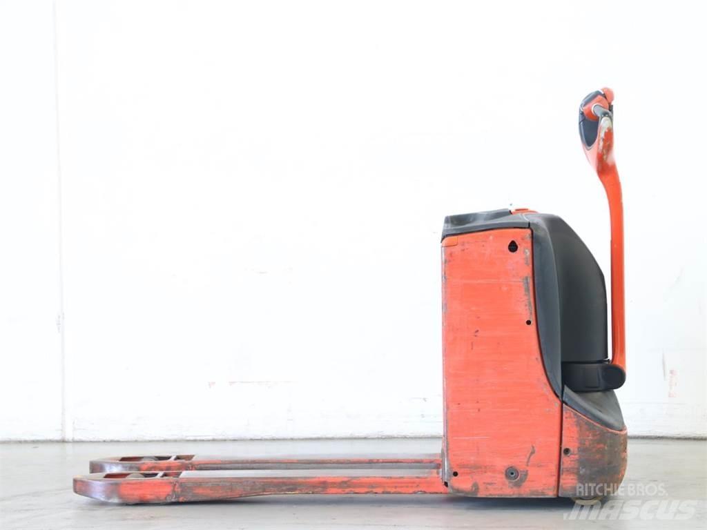 Linde T16/1152-00 معدات التكديس الجوالة