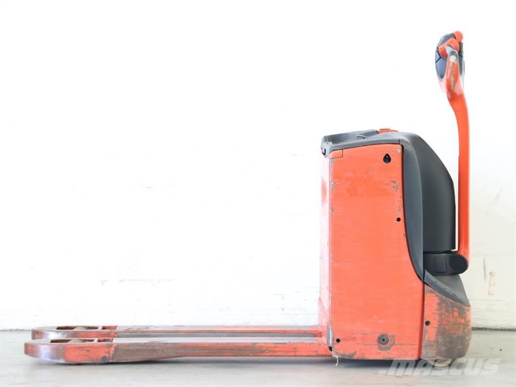 Linde T16/1152-00 معدات التكديس الجوالة